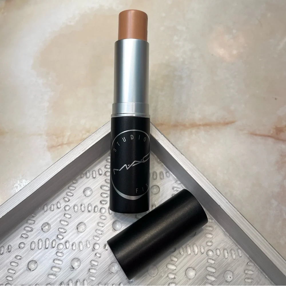 VAULTED ~ MAC ~ ‘NW20’ Studio Fix Soft Matte Foundation Stick ~ FS ~ RARE & HTF